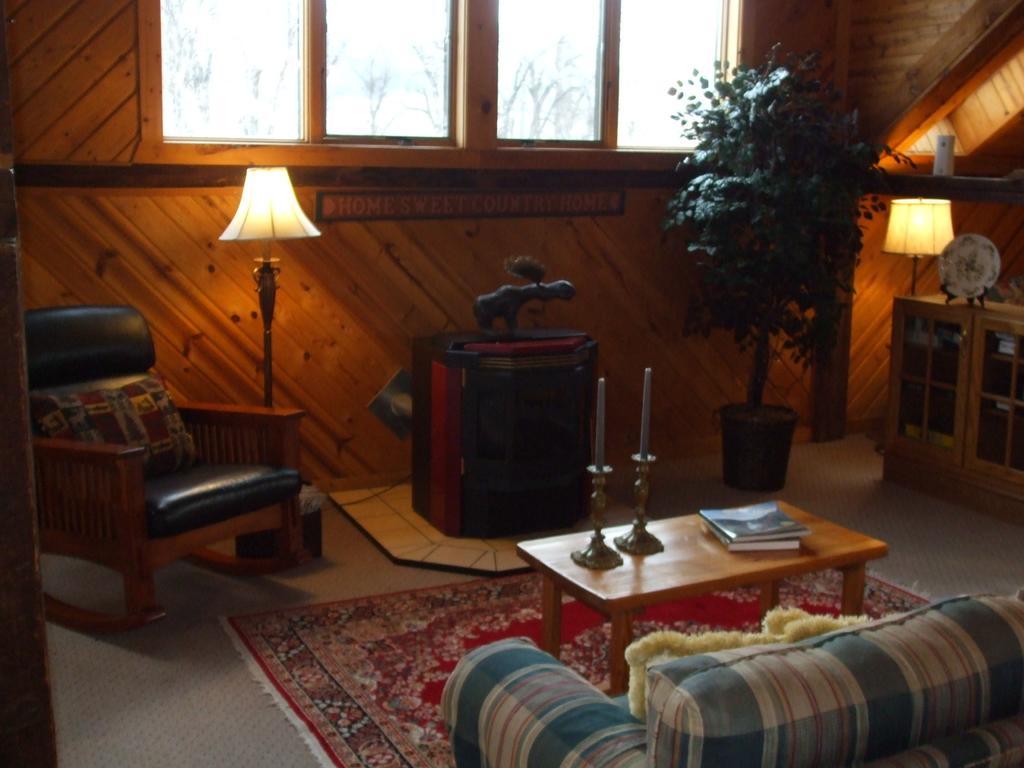 Hansen Guest Ranch Swan Valley Quarto foto
